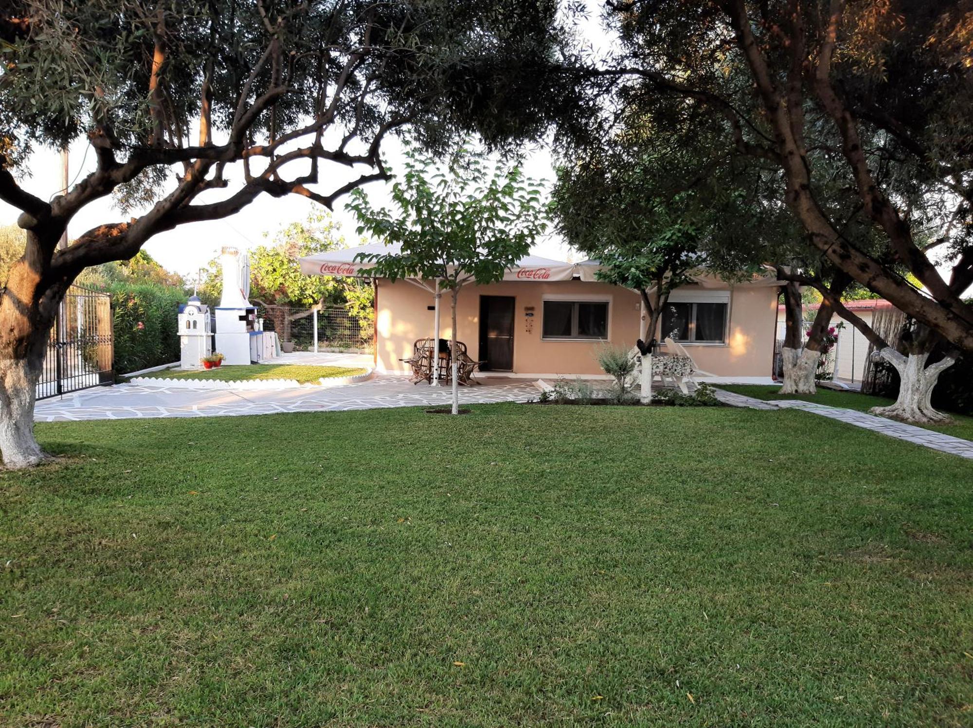 Holiday home Olive Treehouse